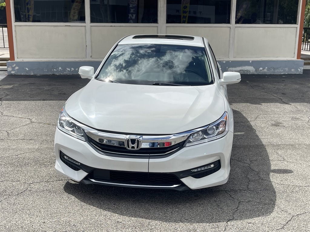 2017 Honda Accord EX-L V-6's photo
